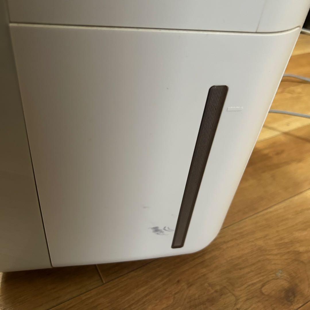 ジャンク品】SHARP 除湿機 CV-J120-W 2020年製 使用少ない - メルカリ