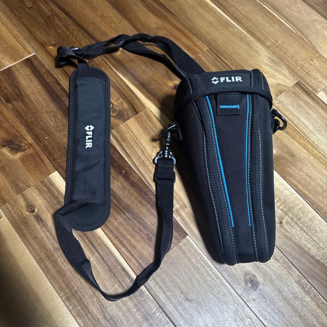 FLIR フリアー　サーモグラフィー　用ソフトケース　ショルダー付き　Eシリーズ FLIR フリアー サーモグラフィー 用ソフトケース ショルダー付き E