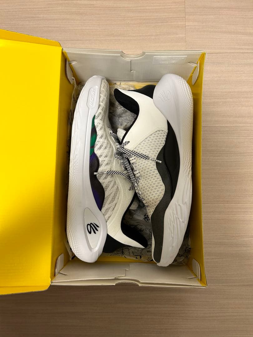 美品】カリー11 ウインド - メルカリ