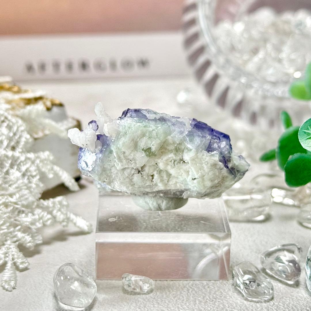 B278】ポーセリンフローライト Eタイプ ヤオガンシャン 鉱物標本