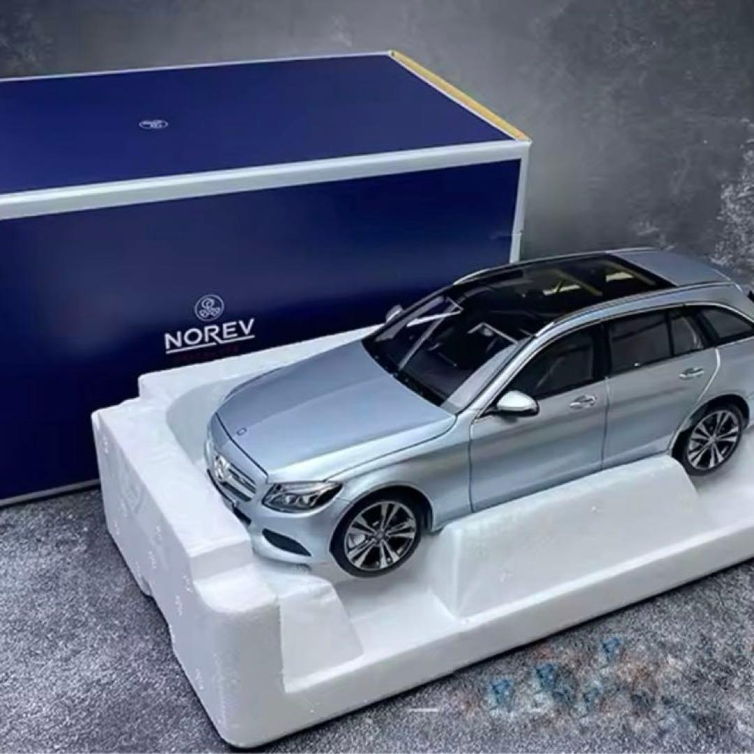NOREV C-Klasse 1/18スケールモデルミニカー