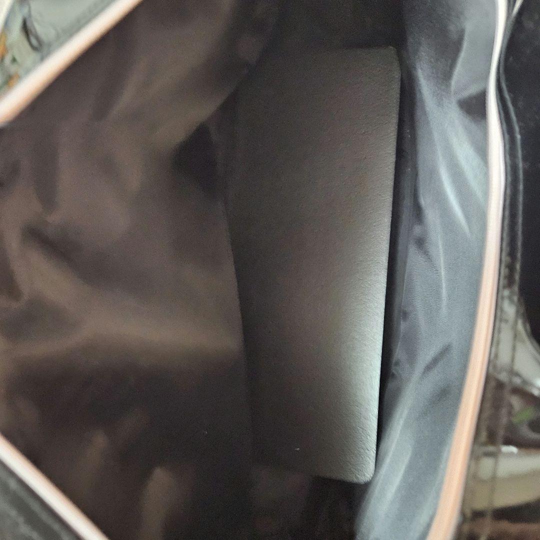 チャーミーキティ エナメルバッグ