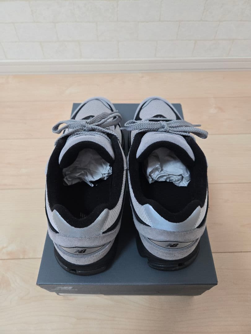 【美品】new balance　U2002RAS　27.5cm