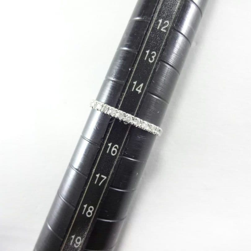 【美品】0.12ct　ダイヤモンド　ハーフエタニティ　リング　プラチナ