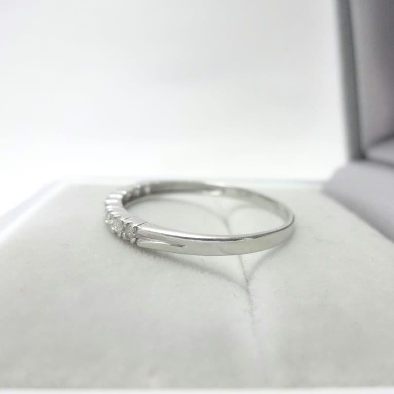 【美品】0.12ct　ダイヤモンド　ハーフエタニティ　リング　プラチナ