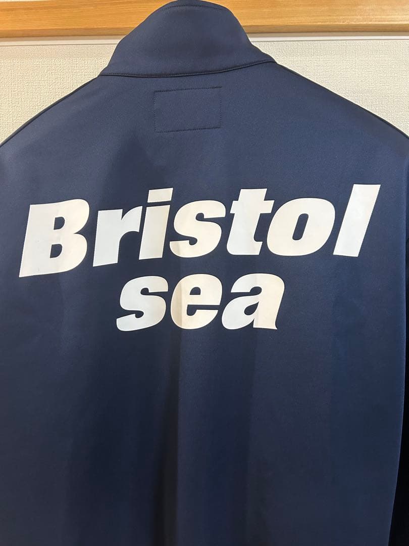 明日まで限定☆FCRB ×WIND AND SEA トラックジャケットSOPH - メルカリ
