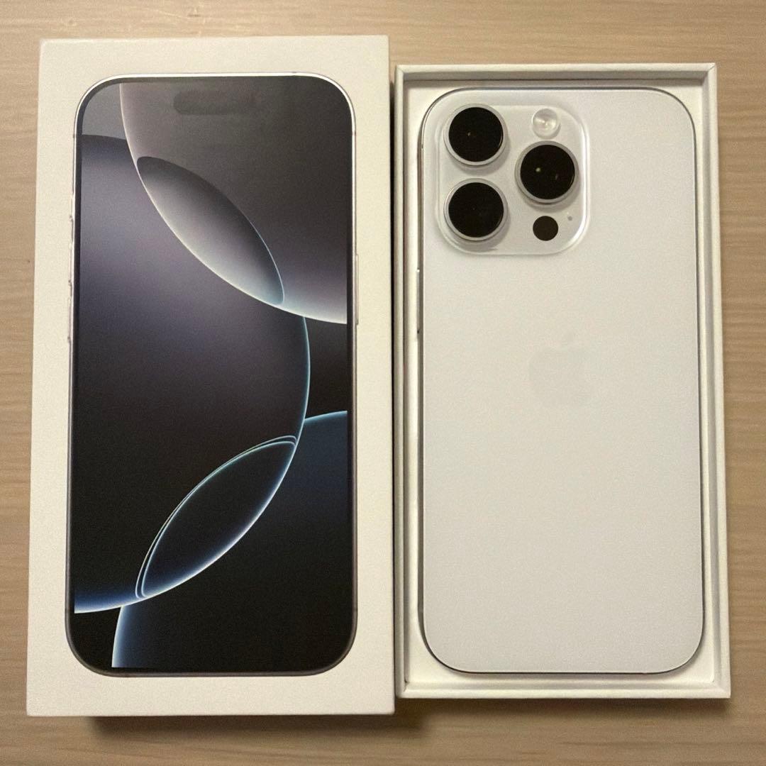 【極美品】iPhone16pro 128GB ホワイト バッテリー100% iPhone ☆Apple国内正規SIMフリー iPhone16 128GB ホワイト MYDR3J/A