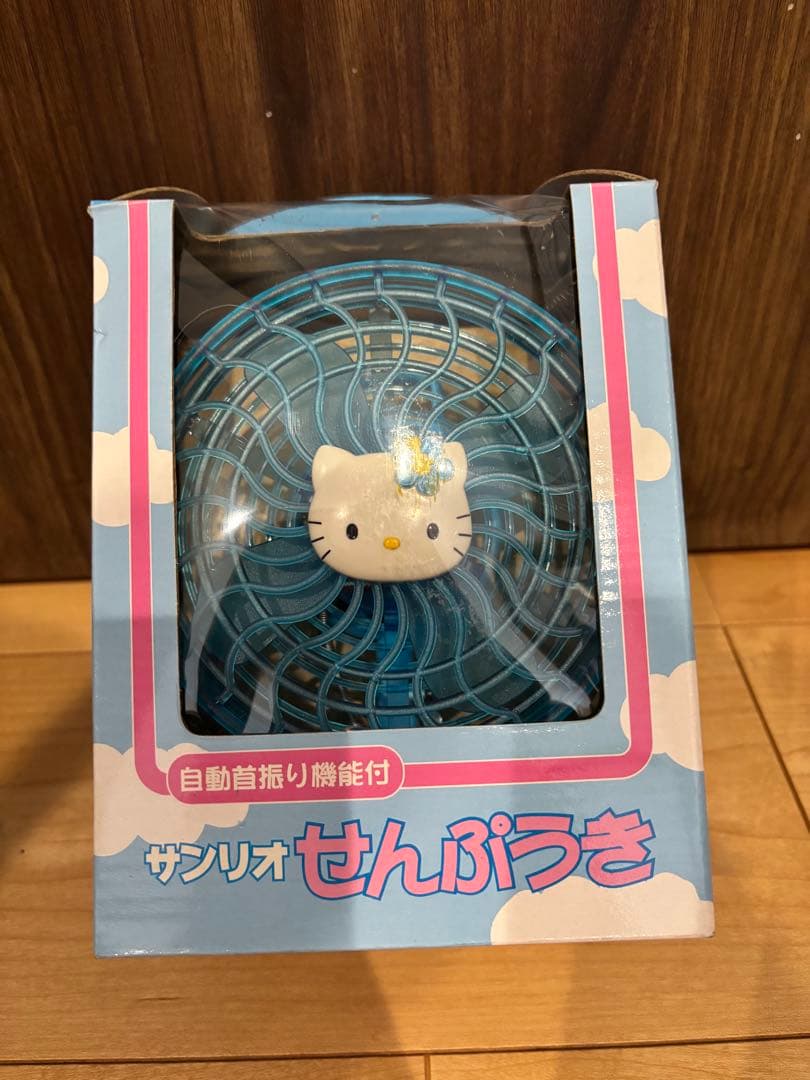 サンリオ ハローキティ 卓上扇風機 - メルカリ