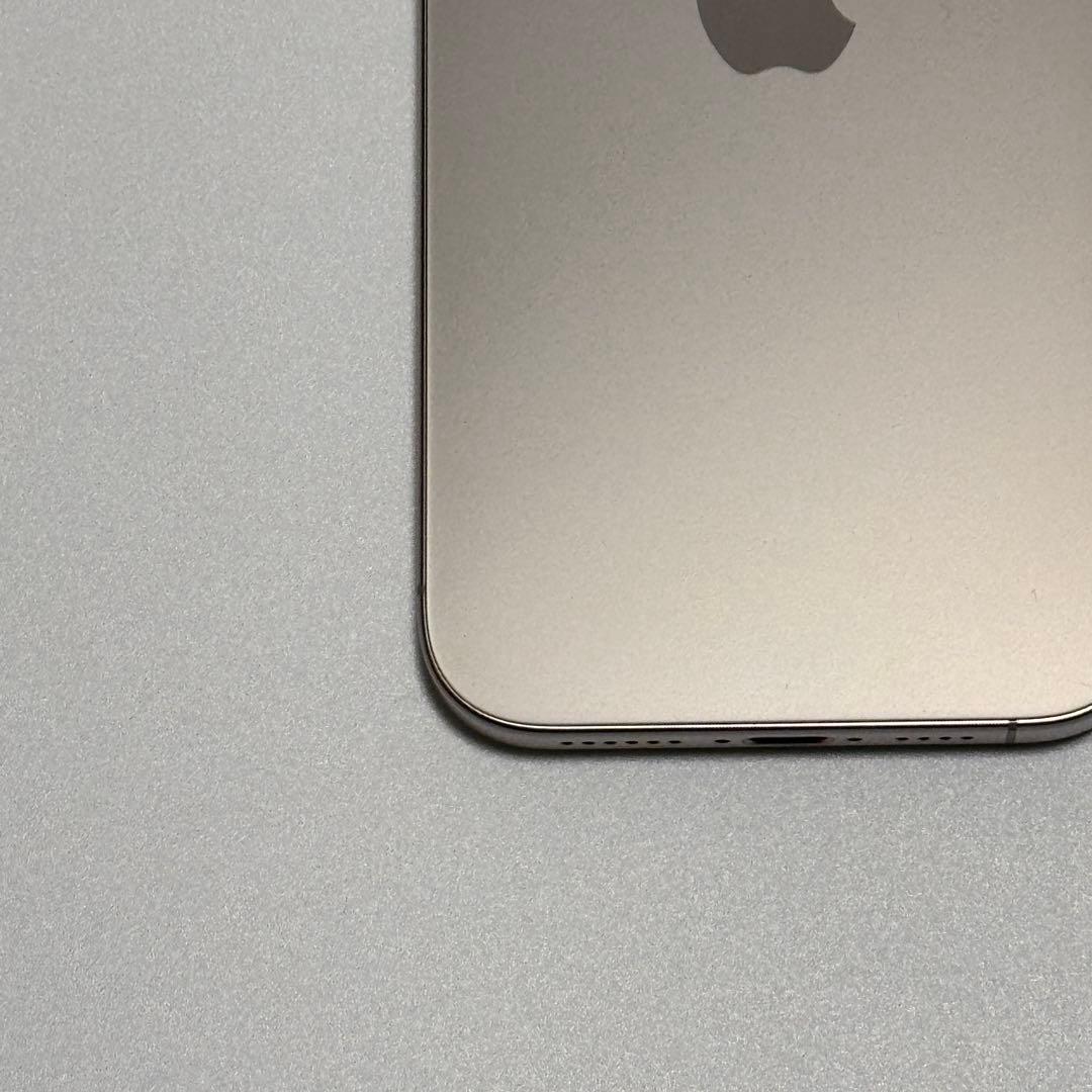 《画面割れ》iPhone 16 pro max ナチュラルチタニウム 本体