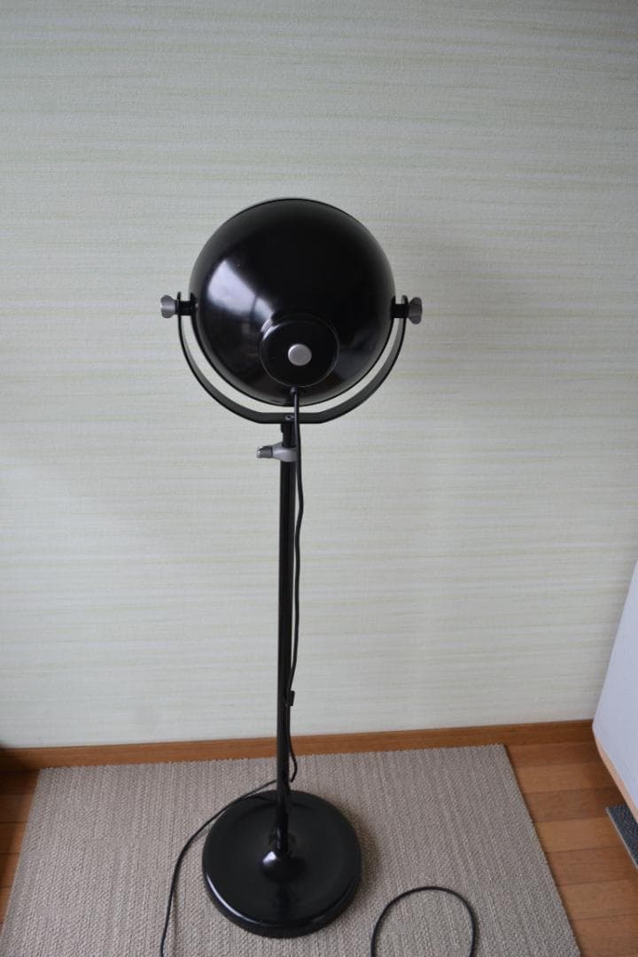 IKEA イケア SVARTNORA スヴァルトノーラ フロアランプ, ブラック