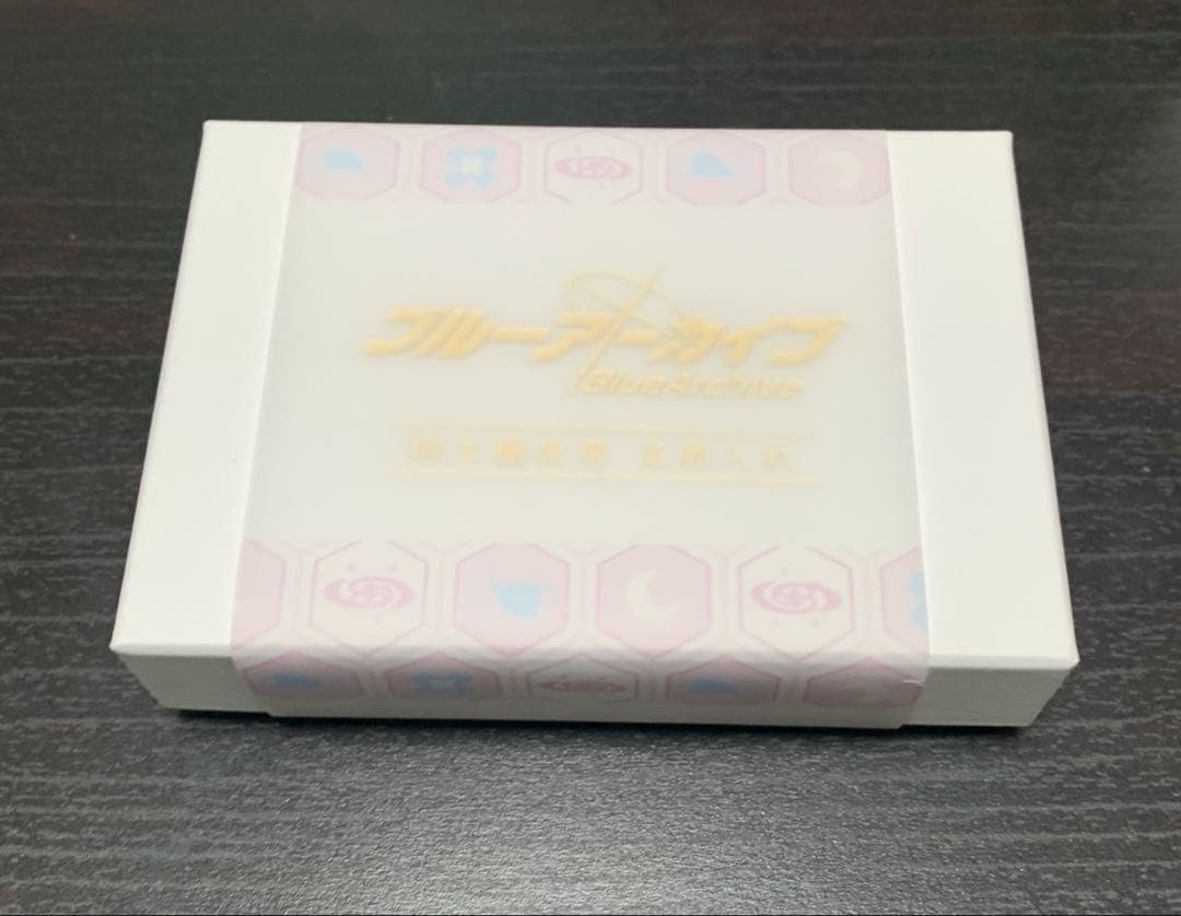 ブルーアーカイブ × 浅草コラボ　桐生織名刺入れ　ミカ