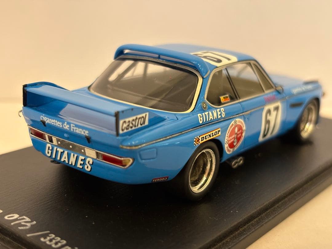BMW 3.0CSL 1974 Gitanes ミニカー Spark 1/43
