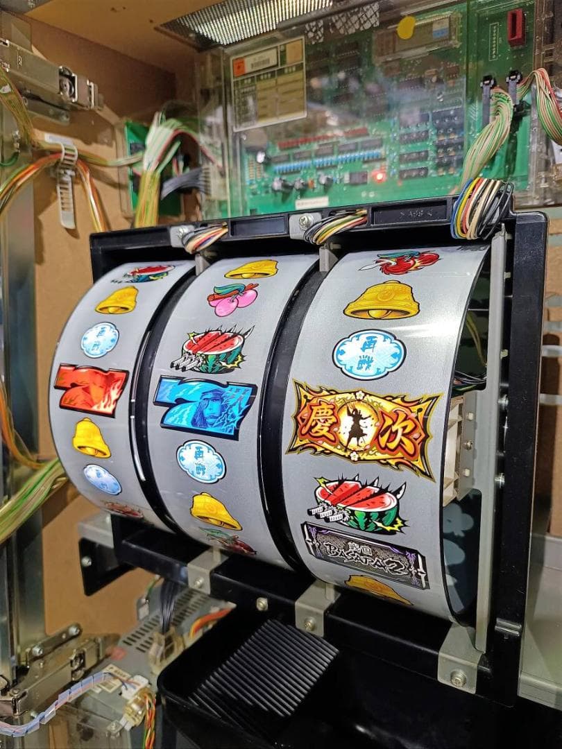 【パチスロ実機】エンターライズ★デビル メイ クライ クロス【不要機付】