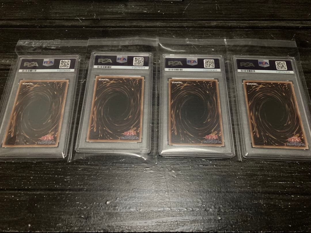 PSA10 原作　25th ブラックマジシャン　ガール　青眼の白龍　真紅眼の黒竜