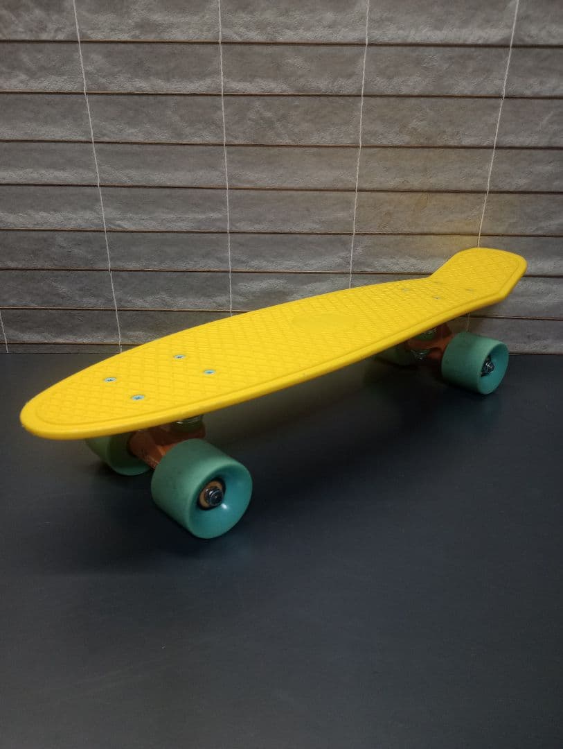 PENNY　イエロー　スケートボード　２２インチ　中古 Penny ペニー スケートボード ミニクルーザー 22インチ イエロー