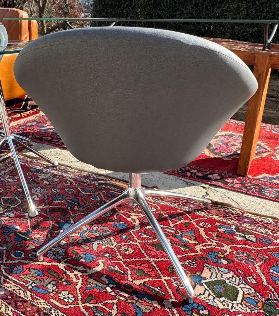 美品 モダン ラウンジチェア 相合家具 回転チェア 1脚 SOGO - メルカリ