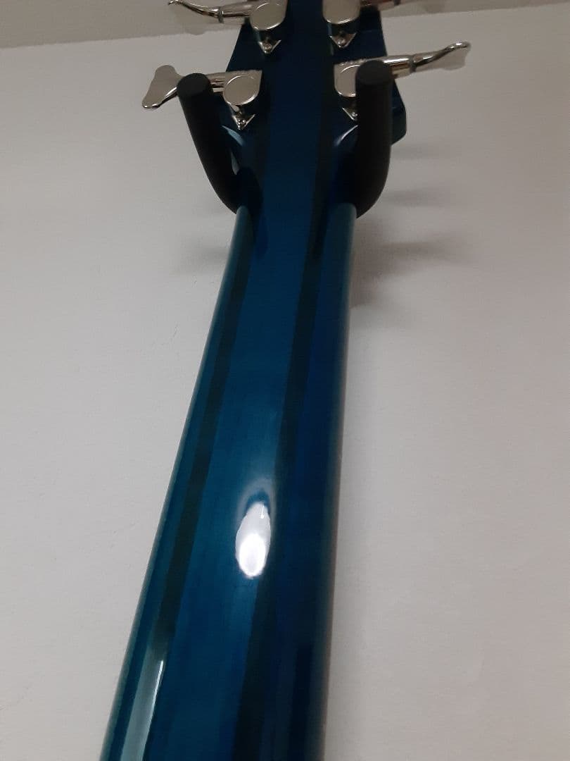 メルカリ便 playtech 6弦ベース レギュラーチューニング済み - メルカリ