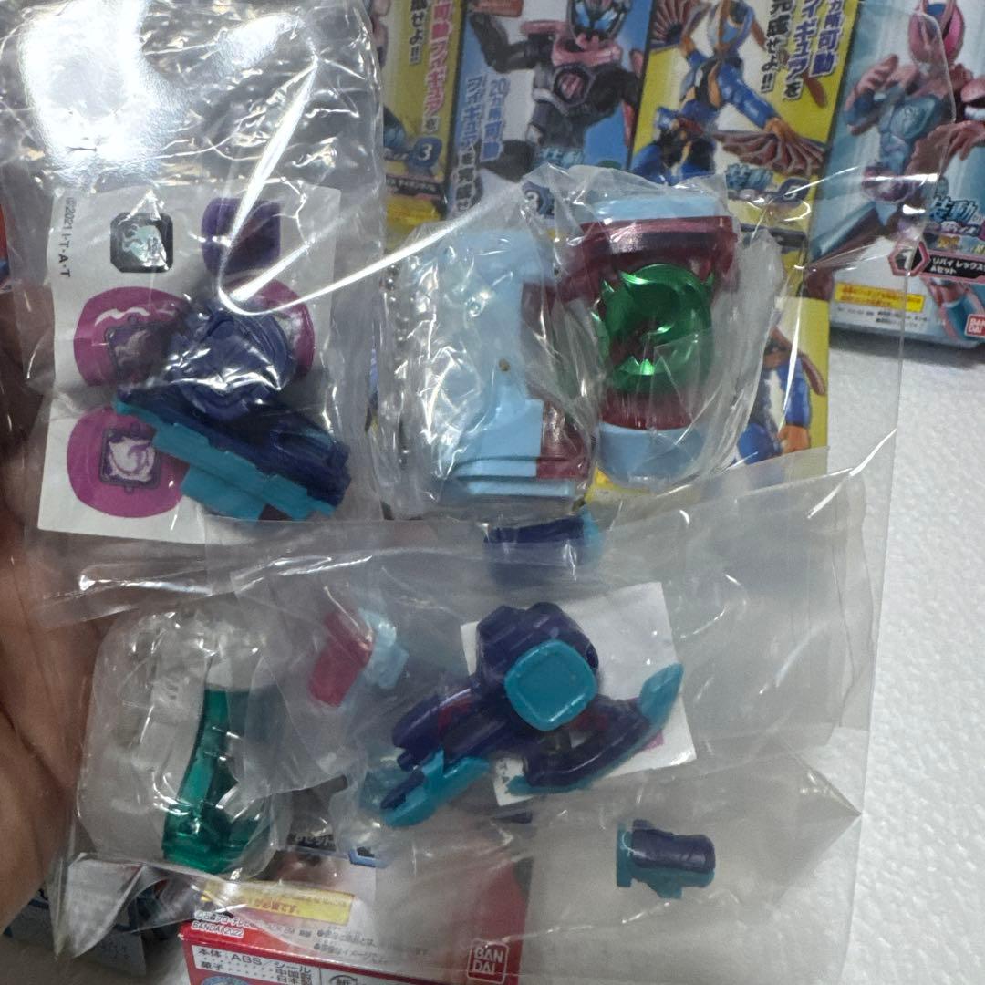 装動仮面ライダーリバイスまとめ売り16個 - メルカリ