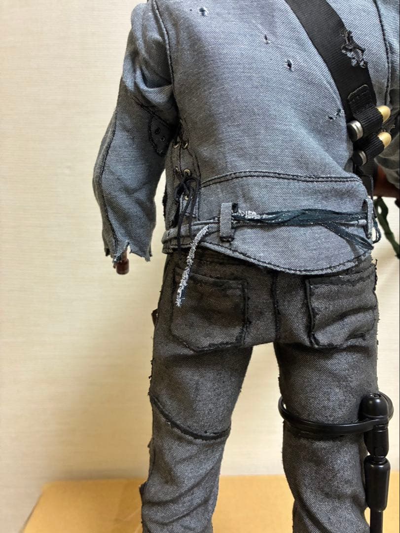 エンターベイ ターミネーター フィギュア 1/4 バトルダメージ版 t800