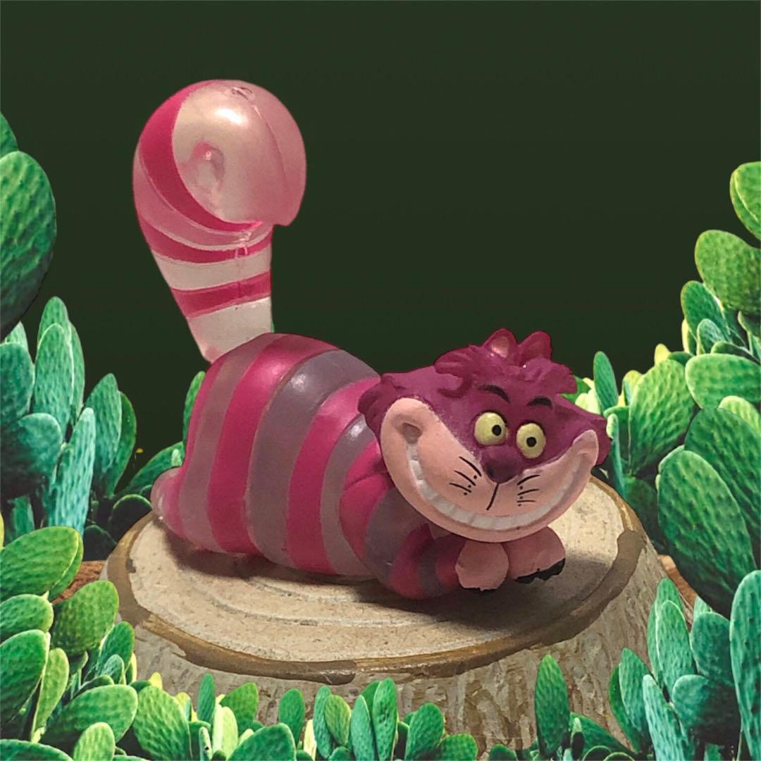 不思議の国のアリス チェシャ猫 フィギュア 透明 4㎝ 置物 オブジェ