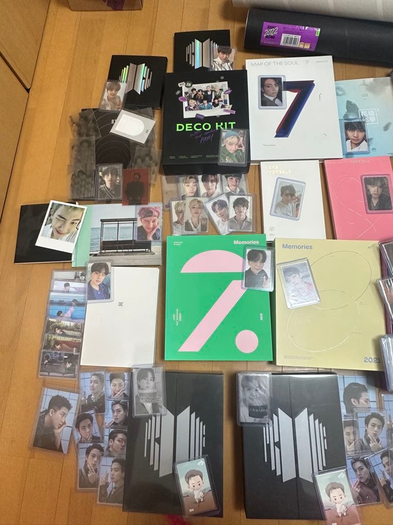 BTS まとめ売り 助けてください。 まとめ売りは2月末まで