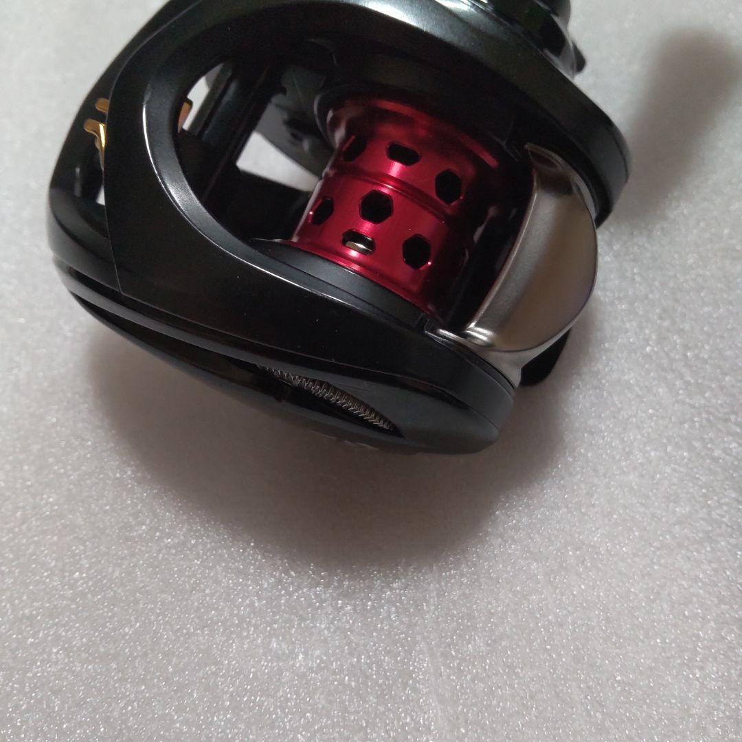 中古美品 ダイワ 23 SS AIR TW 8.5R