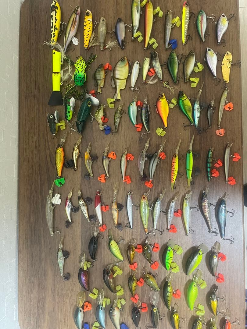 バス釣り引退　ルアー81個セット 訳有 ルアー セット ハードルアー 20個 Y12wkm20P バス釣り : 風迎釣具