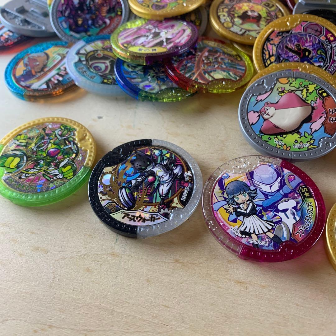 学園 Y イニシエ　メダル　　漆黒丸　ウォッチ 妖怪 メダル　まとめて