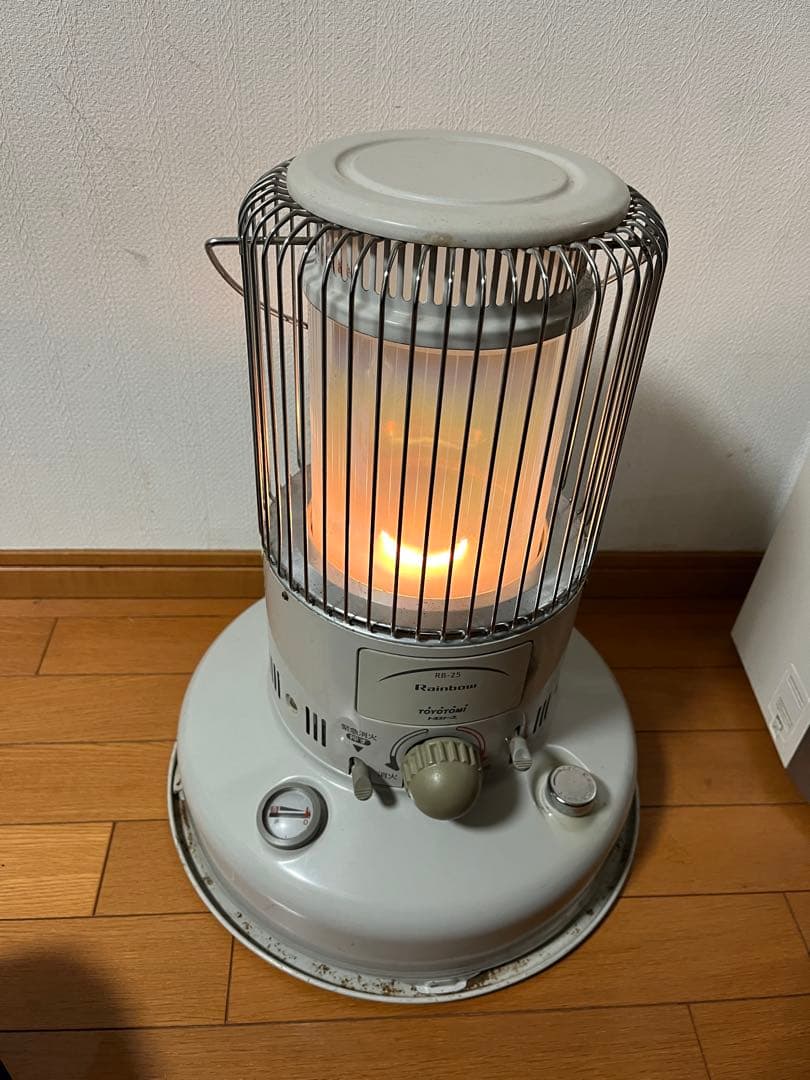 TOYOTOMI　トヨトミ石油ストーブ　レインボー　Rainbow RB-25 TOYOTOMI（トヨトミ） 対流形石油ストーブ レインボーストーブ RB-25N