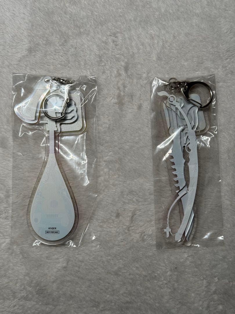 ロマサガRS シィレイ琵琶、鬼八の剣キーホルダー 45本限定 - メルカリ