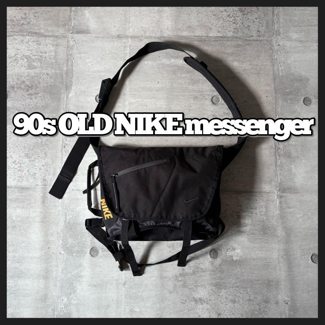 バッグ 90s old nike messenger slingbag y2k tech 美品【vintage】 90s nike messenger bag y2k - メルカリ