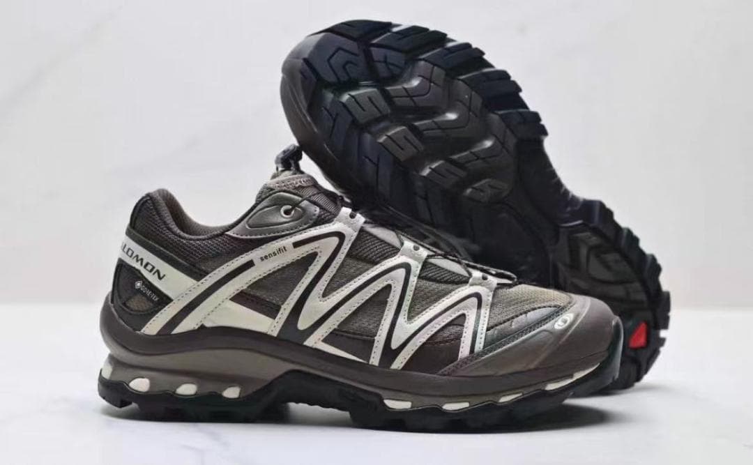 SALOMON チャマ古道 馬年限定