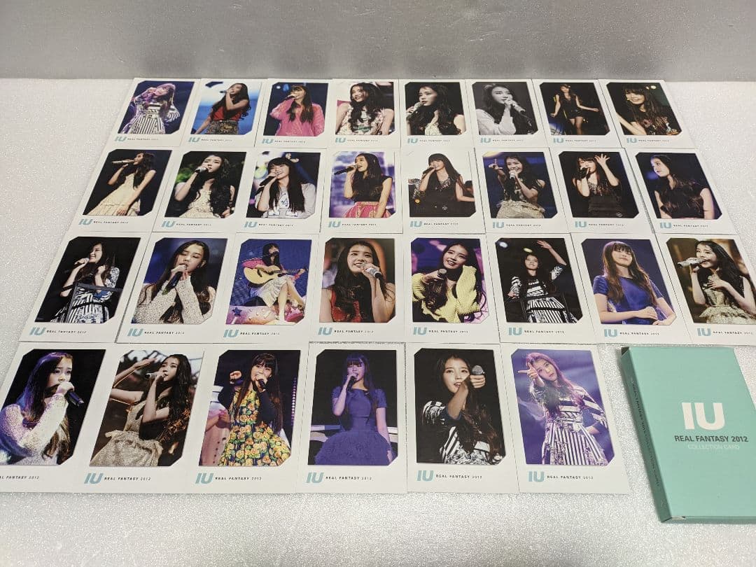 IU REAL FANTASY 2012 SPECIAL DVD カード&写真集