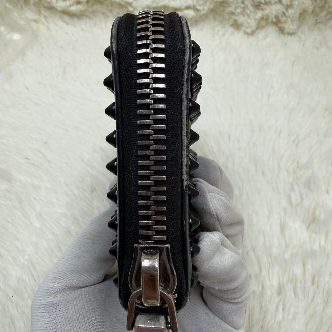 ✨人気✨ ルブタン 長財布 パネトーネ ラウンドジップ ブラック レザー