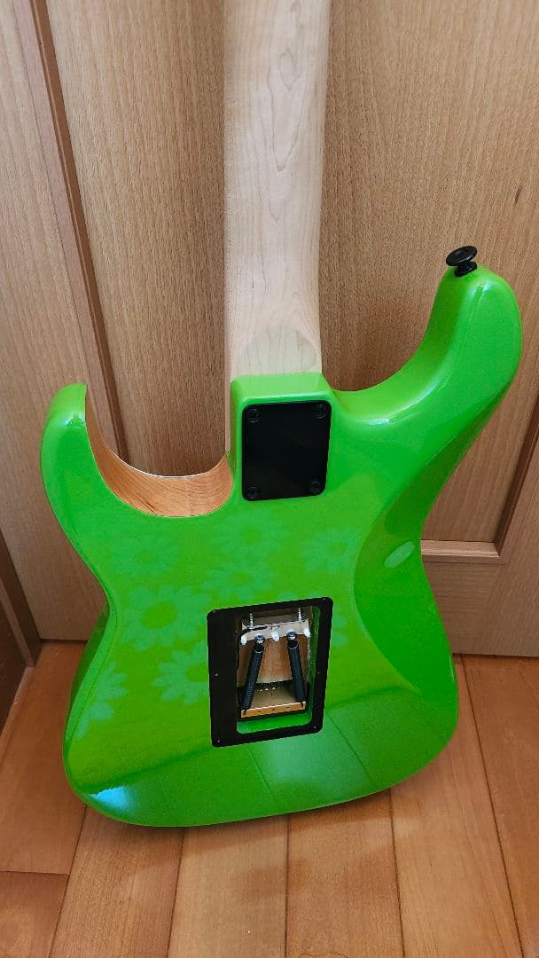 Charvel pro mod steve vai Green Meanie風 - メルカリ