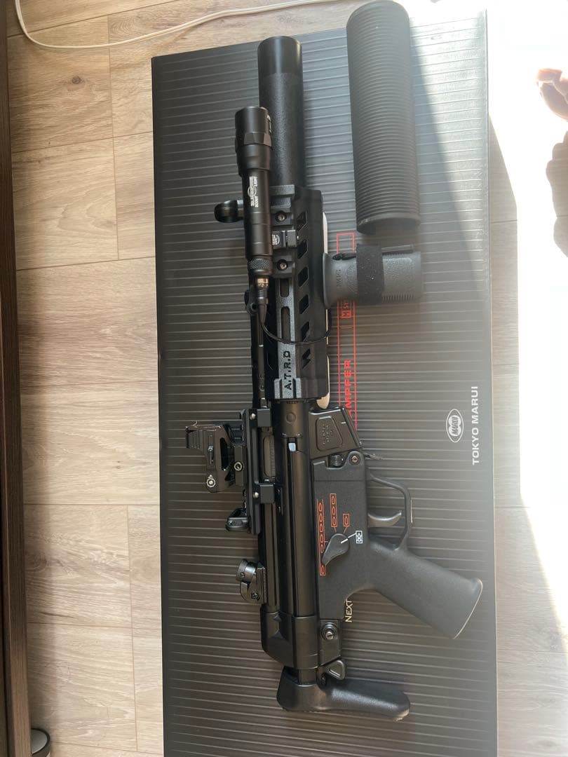 ぺこぺこさん専用　　東京マルイ MP5 SD6 次世代電動ガン　付属品多数