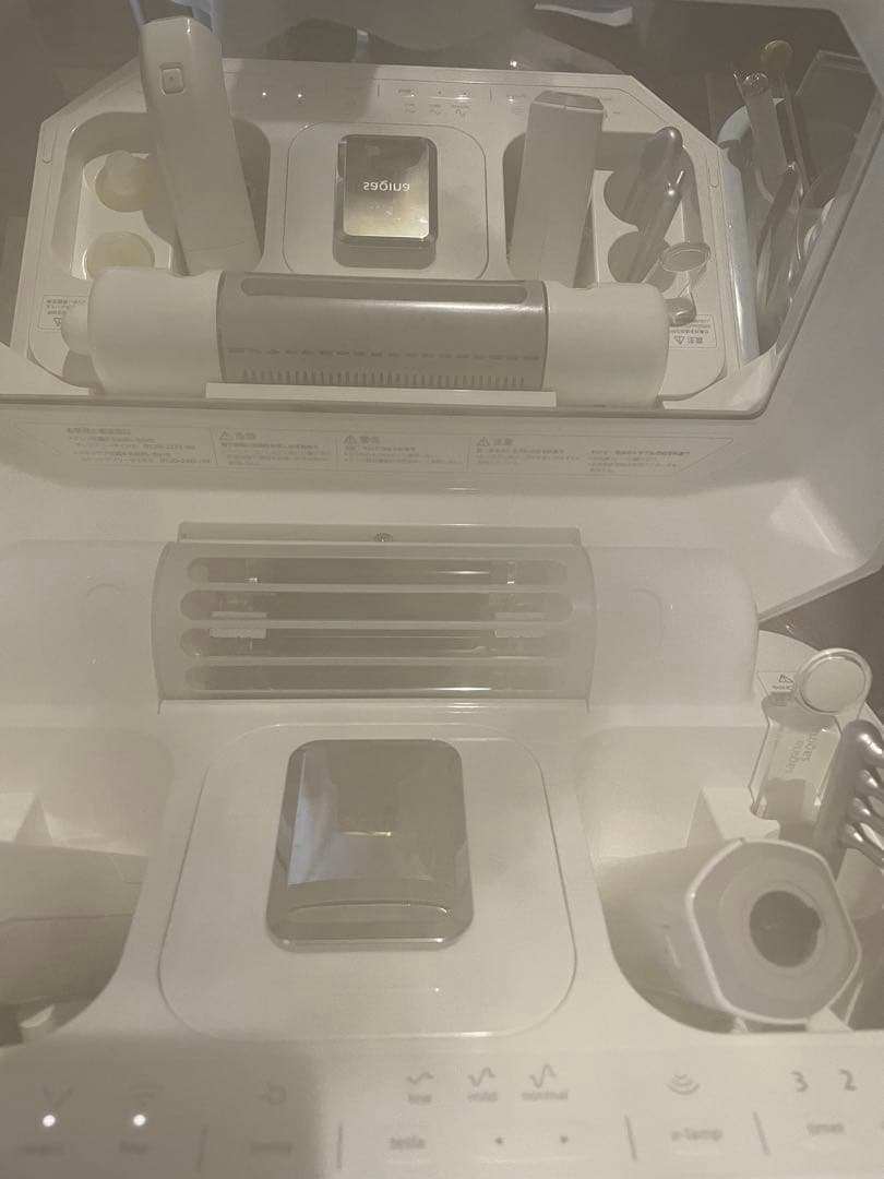 【陽の光に当てずに保管】サキナ 美顔器 ルルシェ セルフホームエステのフヨウサキナ