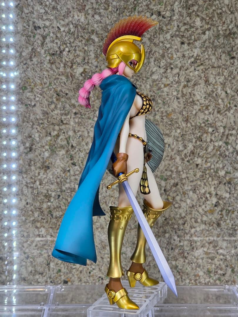 P.O.Pワンピース “剣闘士 レベッカ” 「アクリル台座付き」