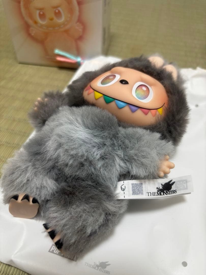 ラブブ　らぶぶ　シークレット　ポップマート