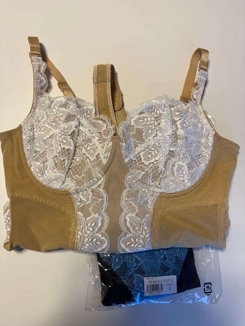 新品】グラントイーワンズ Tバックボディスーツ E90LL - メルカリ