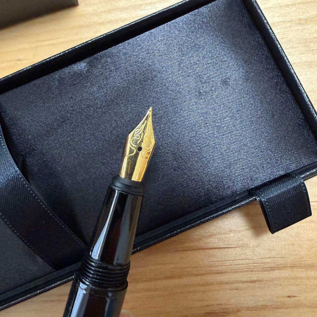 ツイステッドワンダーランド サバナクロー寮 マジカルペン レプリカ万年筆