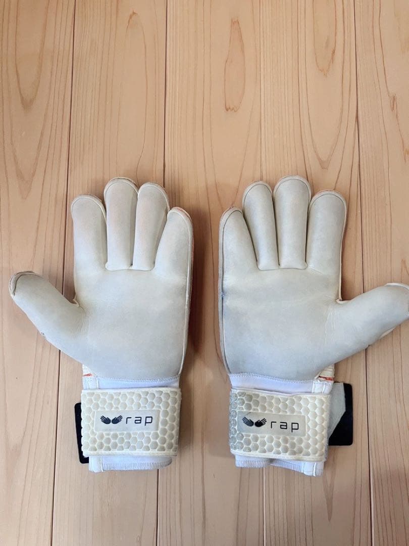 値下げ交渉可能]キーパーグローブ セルス 9.5号 - メルカリ