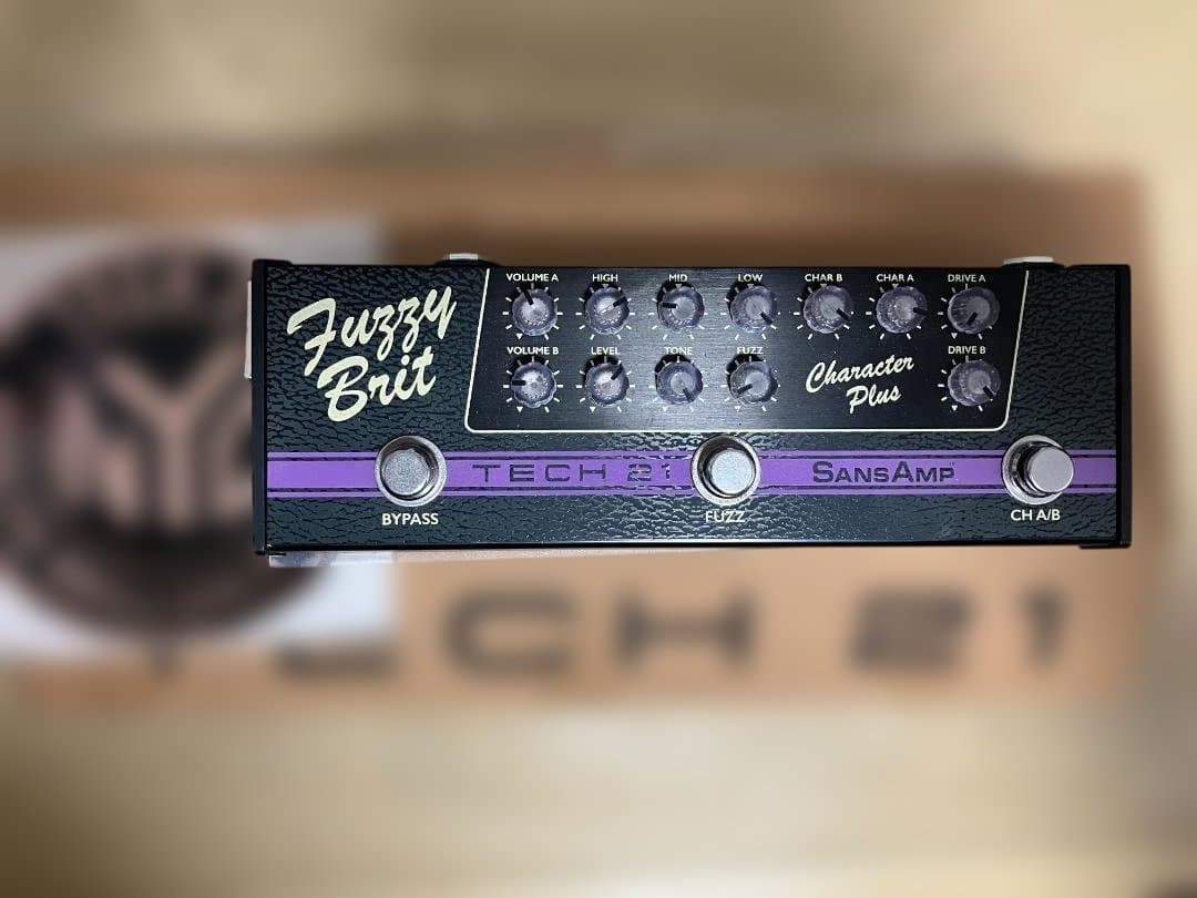 TECH 21 Fuzzy Brit ギターエフェクター