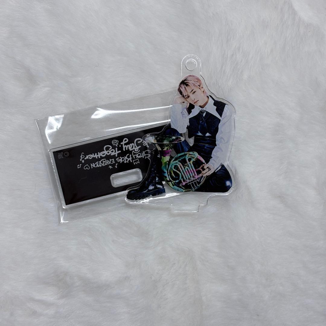 アイエン スキズ 展覧会 アクスタ straykids - メルカリ