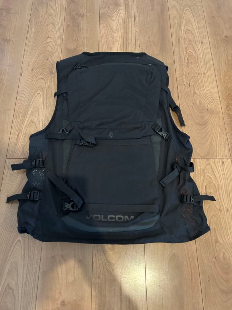 Volcom Militia 新品 IGUCHI VEST ベスト 上下セット - メルカリ