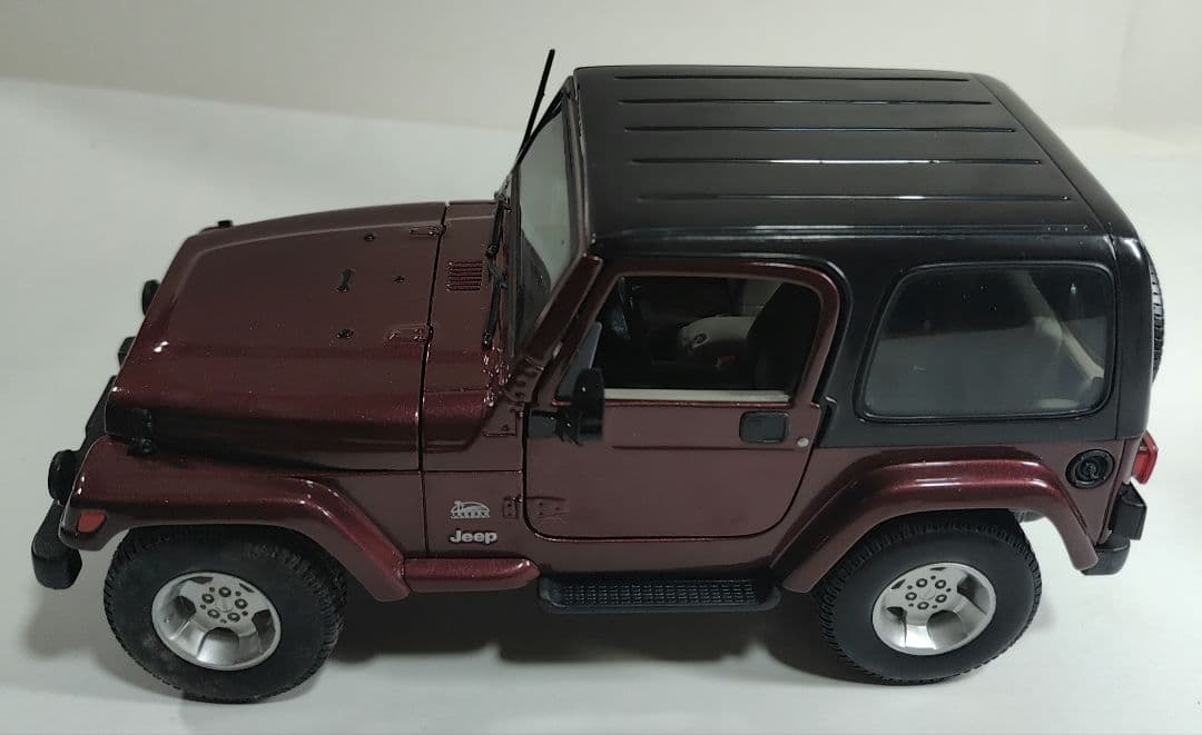 希少 マイスト 1/18 ジープラングラー ミニカー ワインレッド 合金製