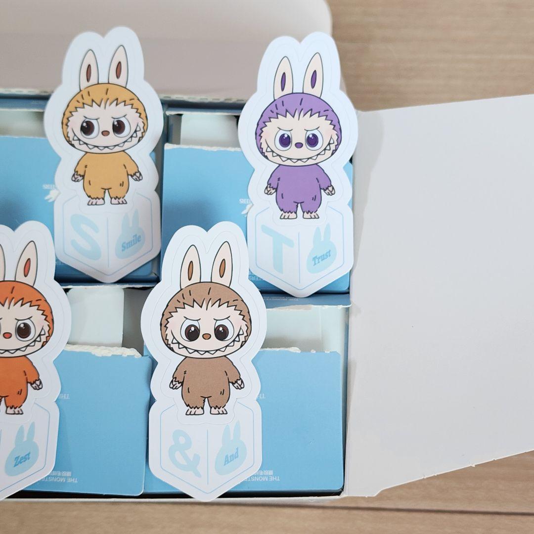 【 アソート 】LABUBU ラブブ PIN FOR LOVE イニシャル