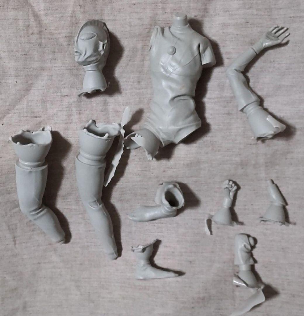 ボークス ウルトラマン対ネロンガ