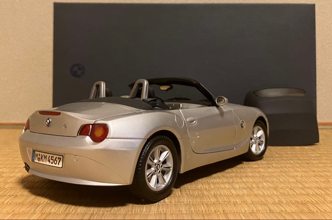1/18 京商製 BMW Z4 E85 チタンシルバー 幌あり - メルカリ
