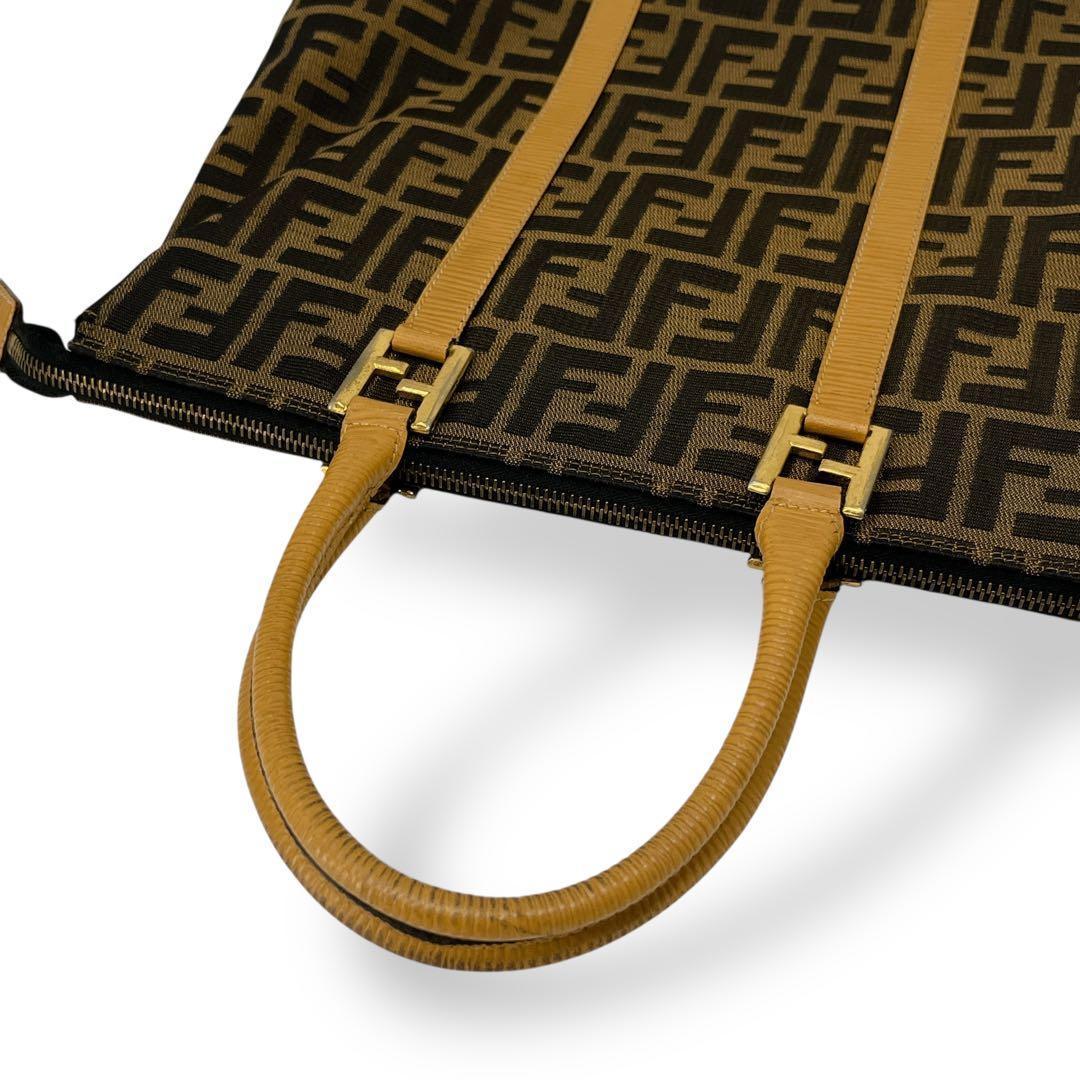 FENDI ズッカ柄 ハンドバッグ トートバッグ A4可 ブラウン キャンバス